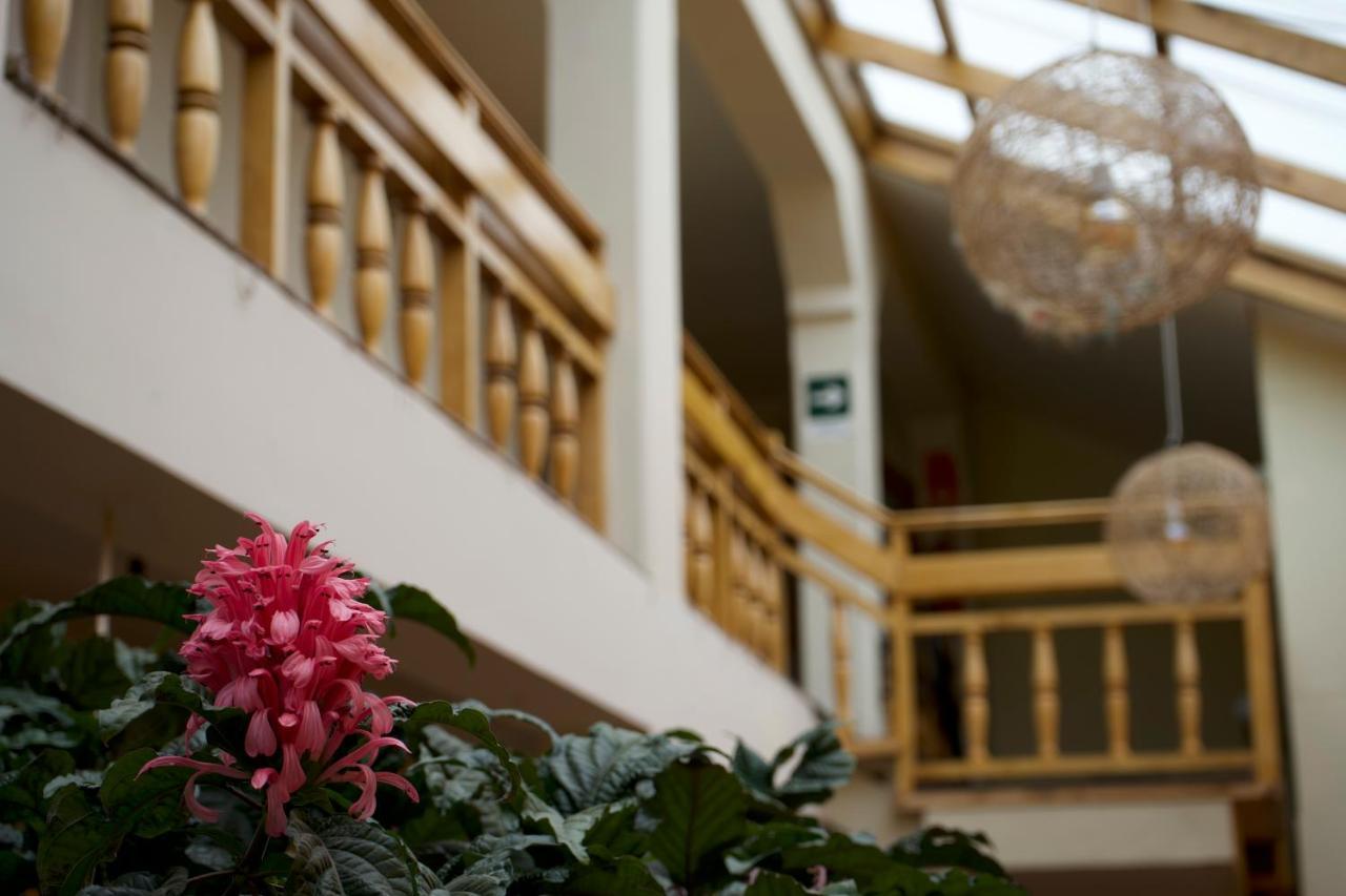 Hostel Natales Puerto Natales Extérieur photo